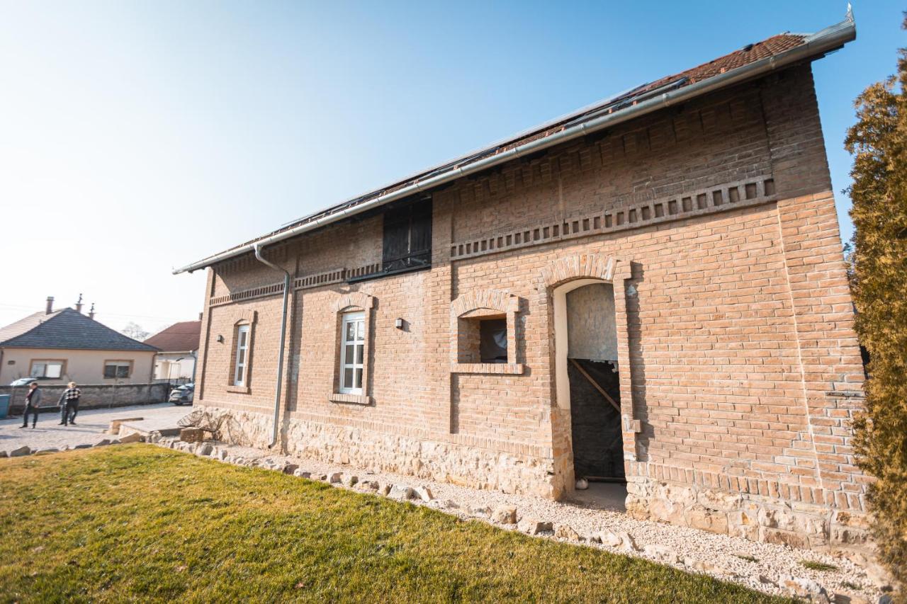Magtar Villa Boly Exterior photo